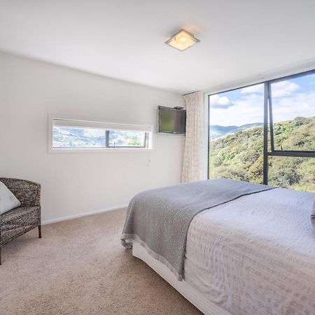 Million Dollar View - Takamatua Holiday Home อาคาโรอา ภายนอก รูปภาพ