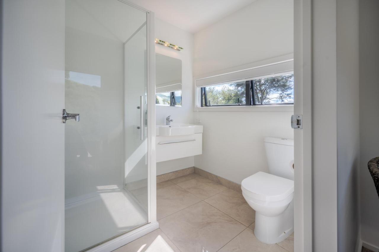 Million Dollar View - Takamatua Holiday Home อาคาโรอา ภายนอก รูปภาพ